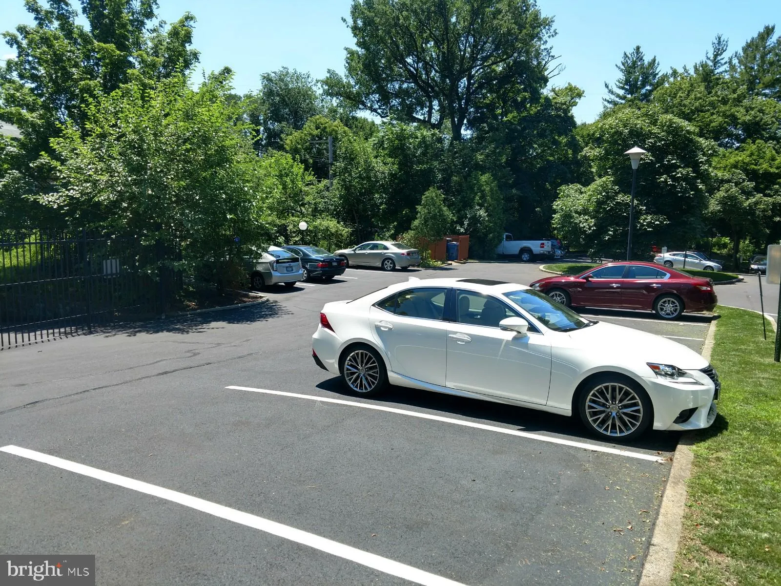 Philadelphia, Pennsylvania 19129, United States, 2 Bedrooms Bedrooms, ,2 BathroomsBathrooms,Residential,Pending,113446