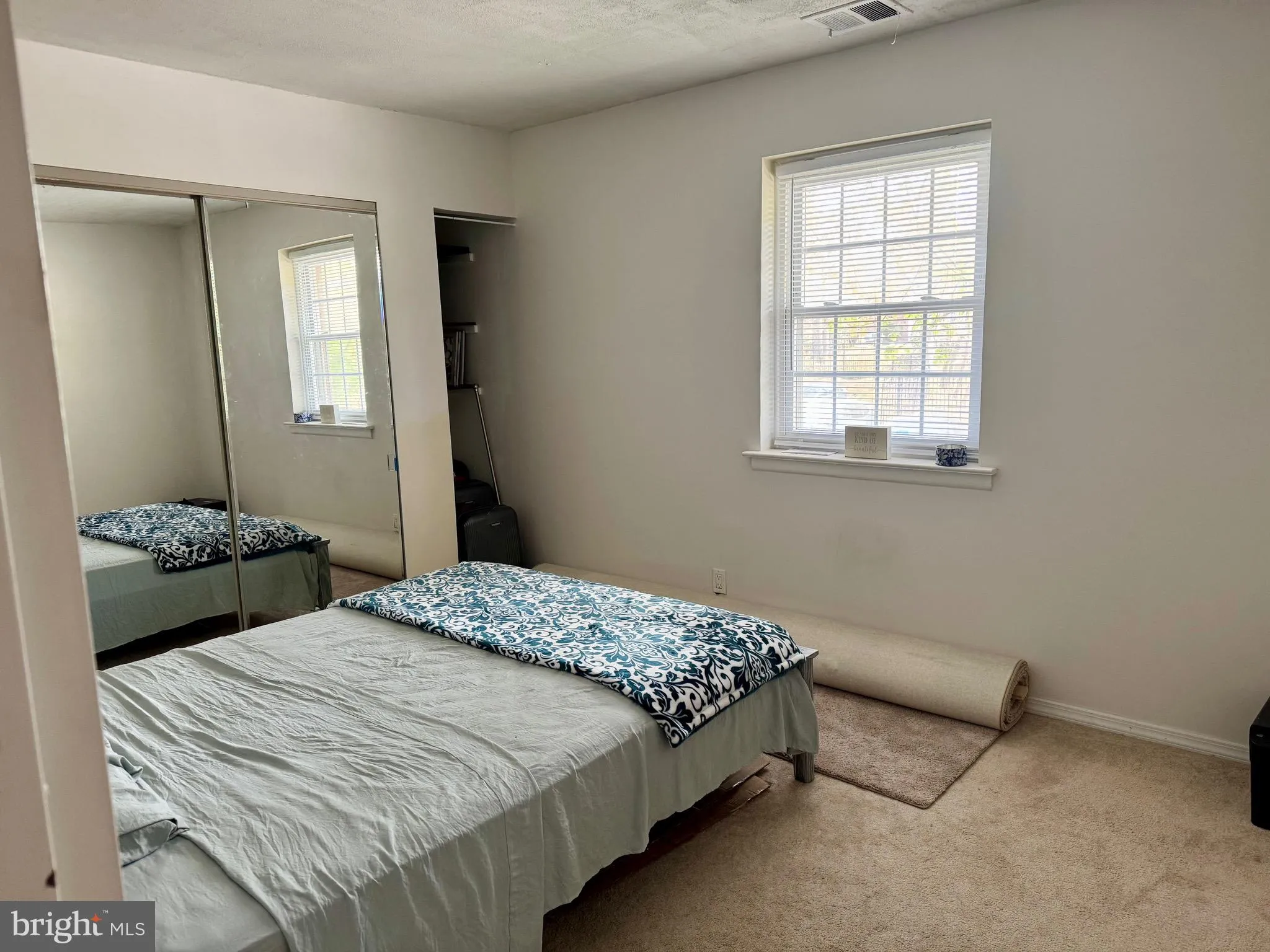 Philadelphia, Pennsylvania 19129, United States, 2 Bedrooms Bedrooms, ,2 BathroomsBathrooms,Residential,Pending,113446