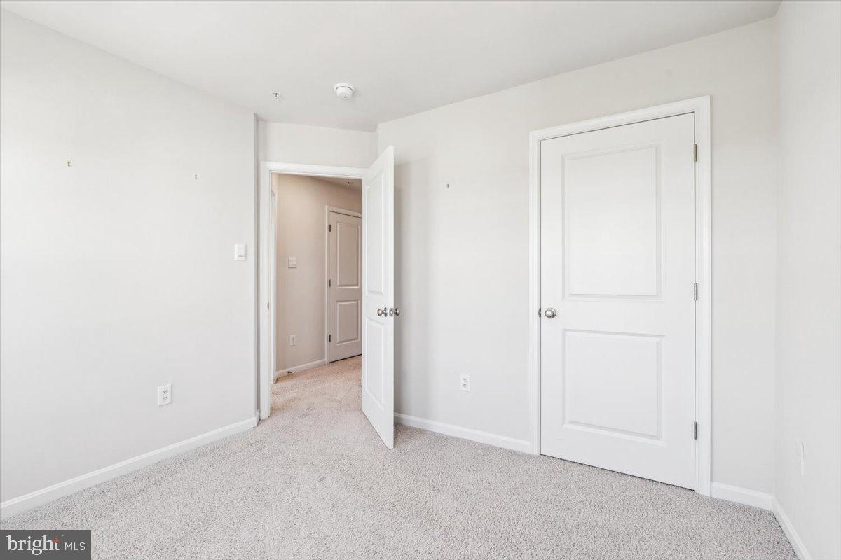 THE PRESERVE AT TUSCARORA - Residential Lease