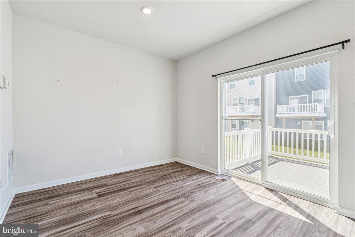 THE PRESERVE AT TUSCARORA - Residential Lease