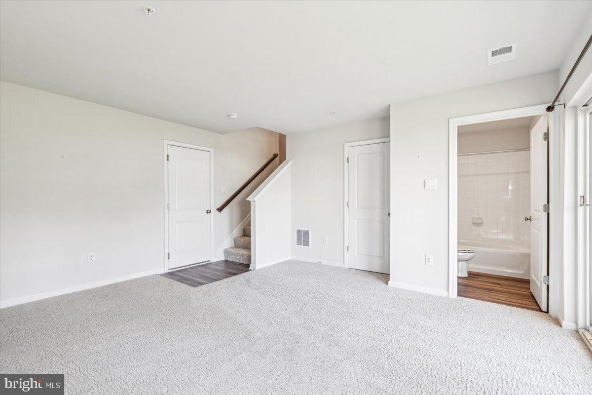 THE PRESERVE AT TUSCARORA - Residential Lease