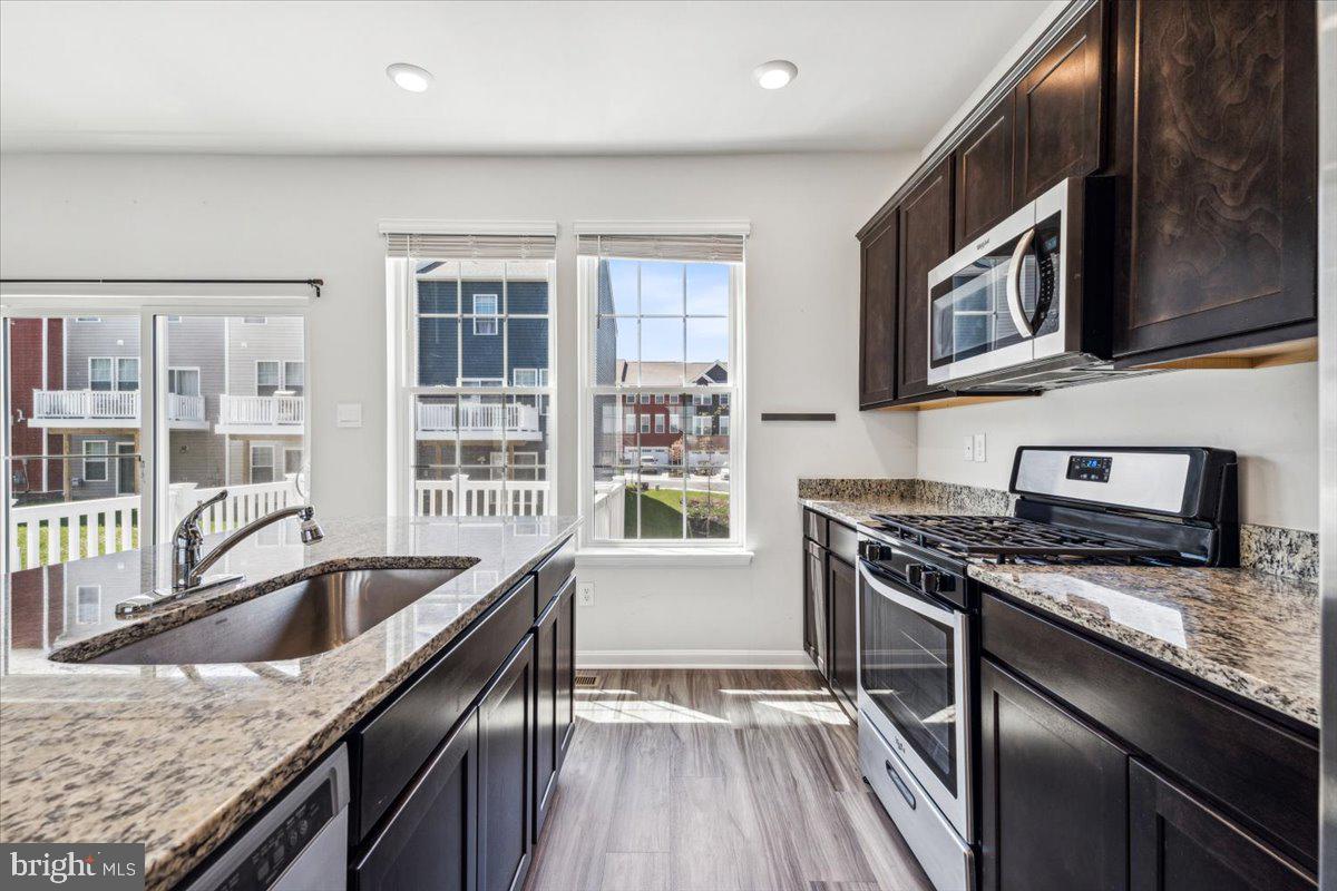 THE PRESERVE AT TUSCARORA - Residential Lease