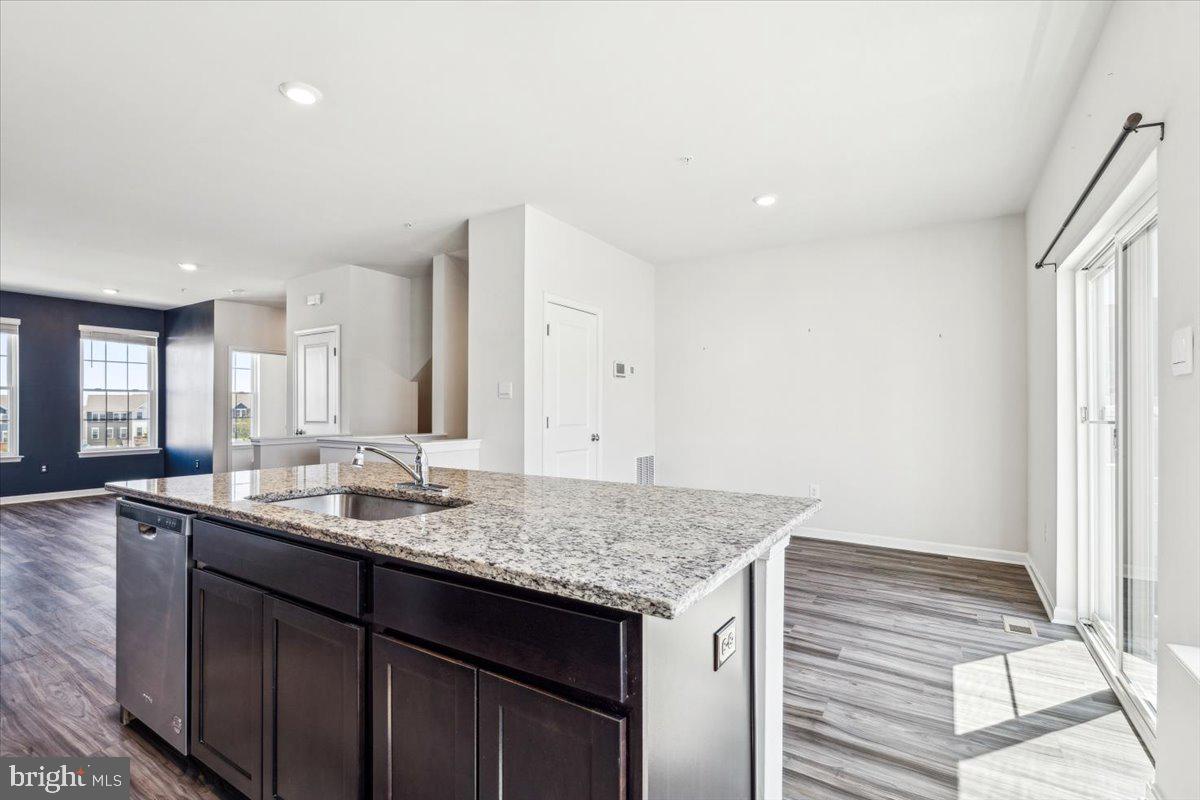 THE PRESERVE AT TUSCARORA - Residential Lease