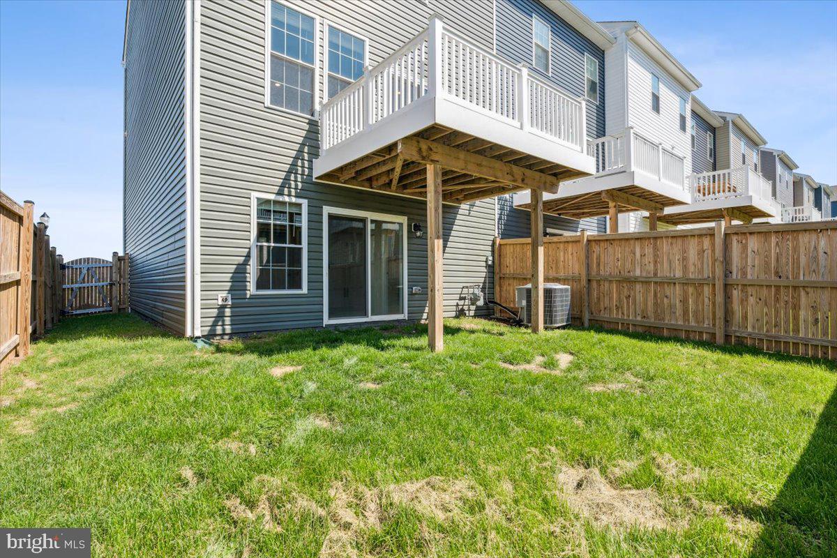 THE PRESERVE AT TUSCARORA - Residential Lease