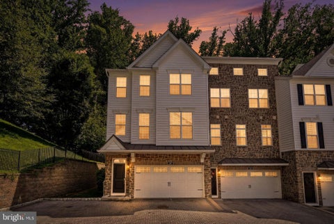 Townhouse For Sale - 109 Eastwing Alley<br/> Delaware County, MEDIA, PA 19063