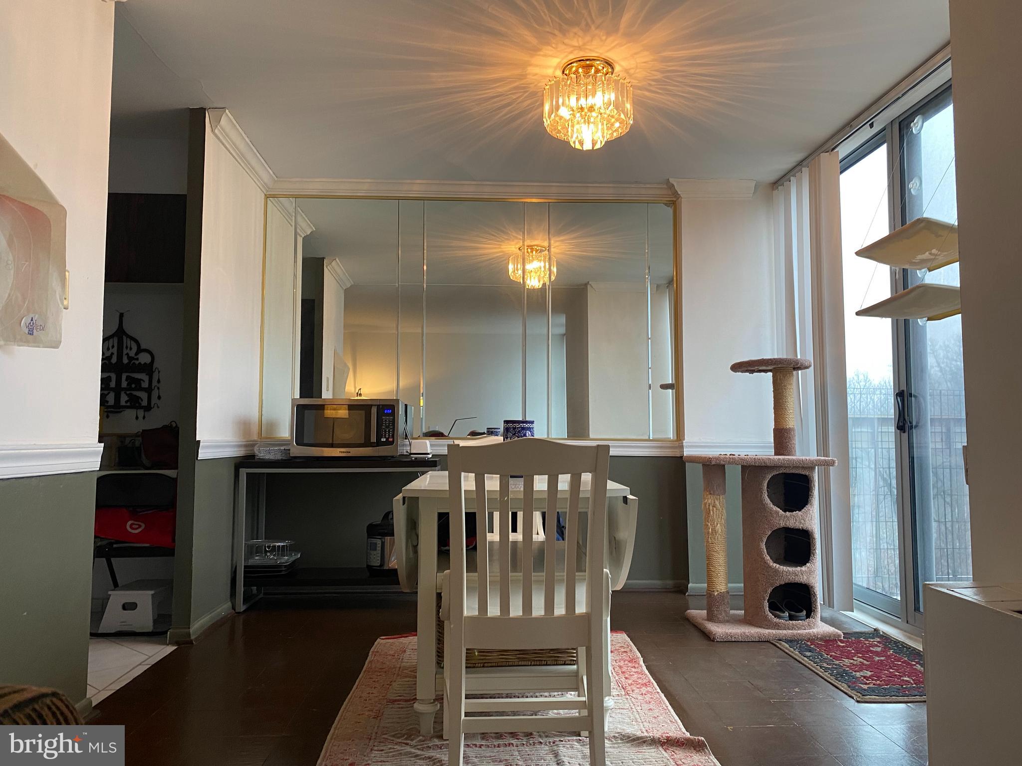 WYNNEFIELD HEIGHTS - Residential