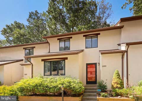 Townhouse For Rent - 2312 Glade Bank Way<br/> RESTON, VA 20191