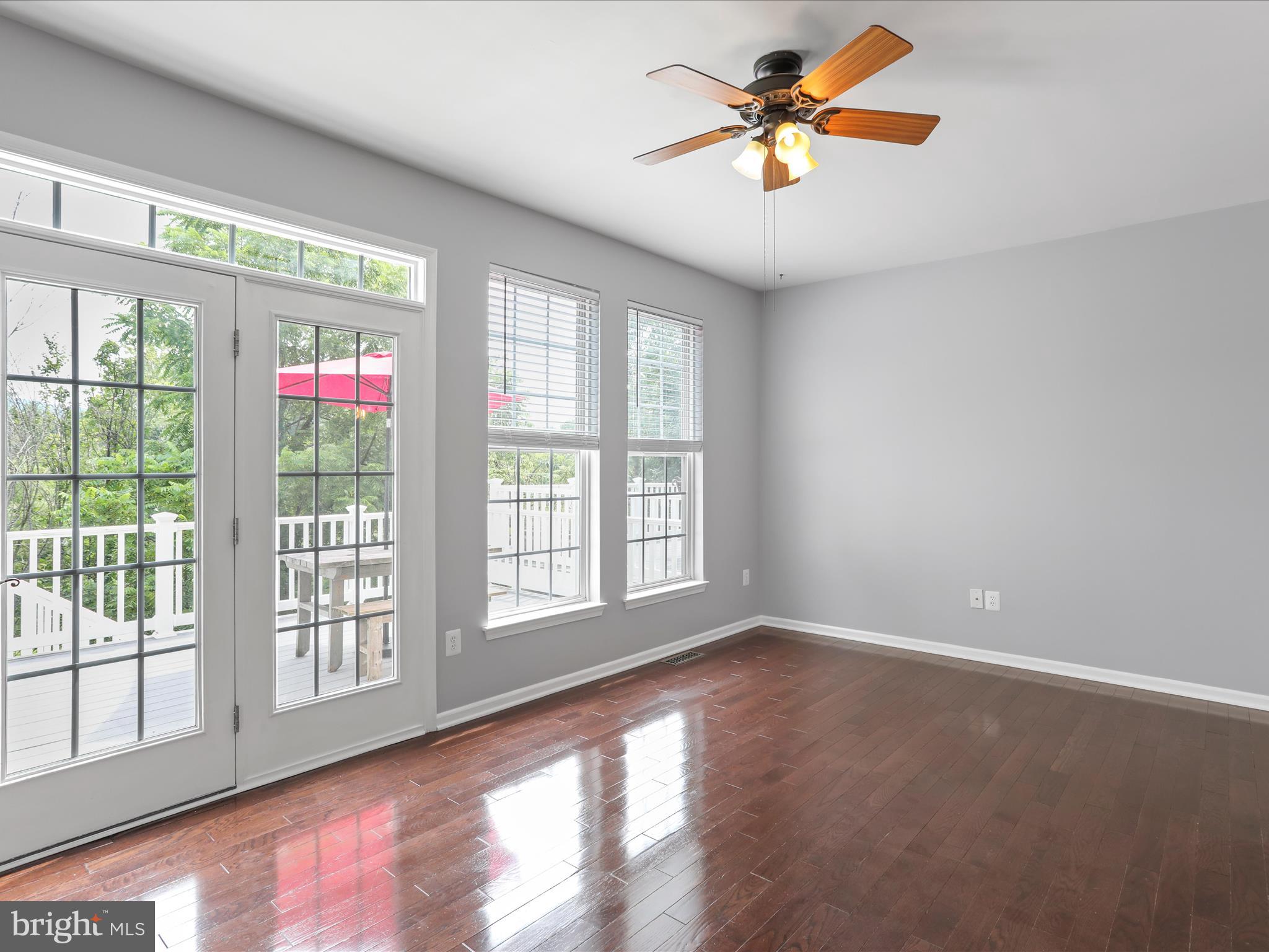 GLENBROOK - Residential