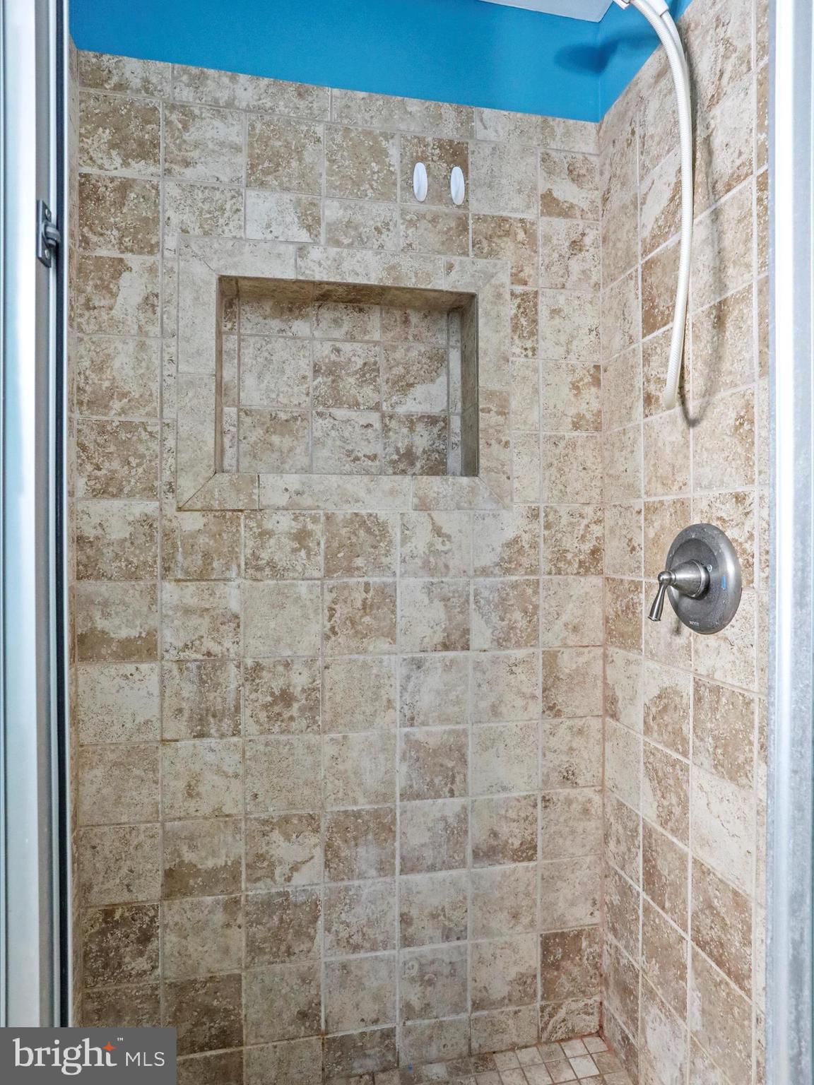 GLENBROOK - Residential