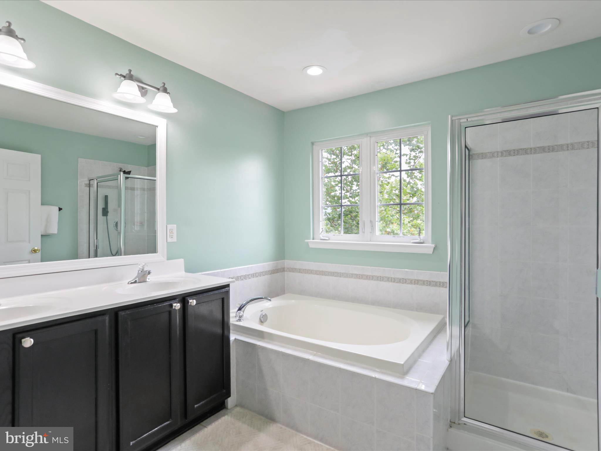 GLENBROOK - Residential