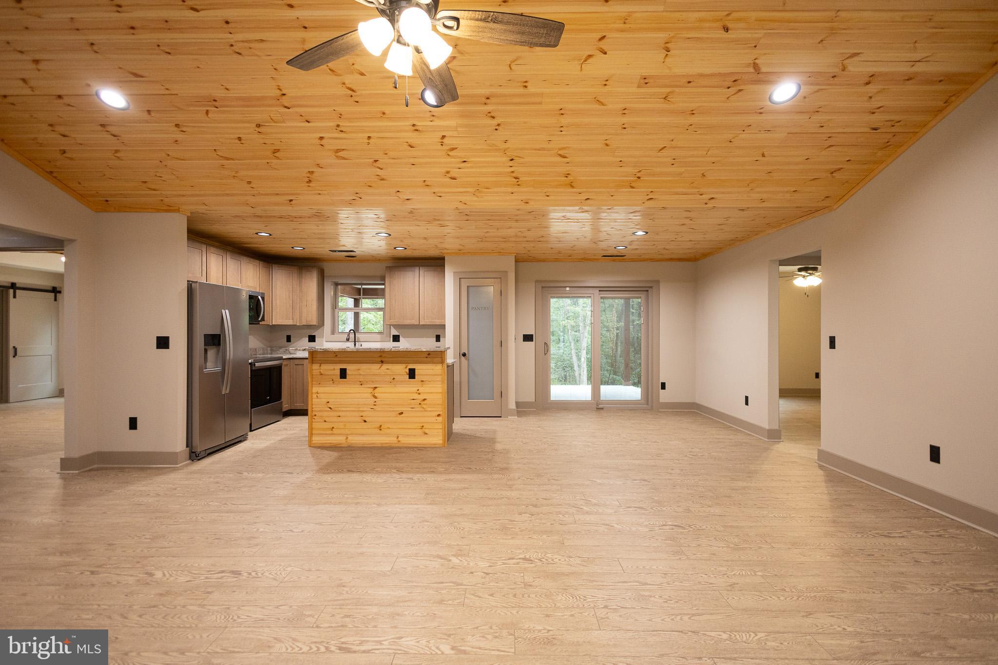 CRESSEN RUN - Residential