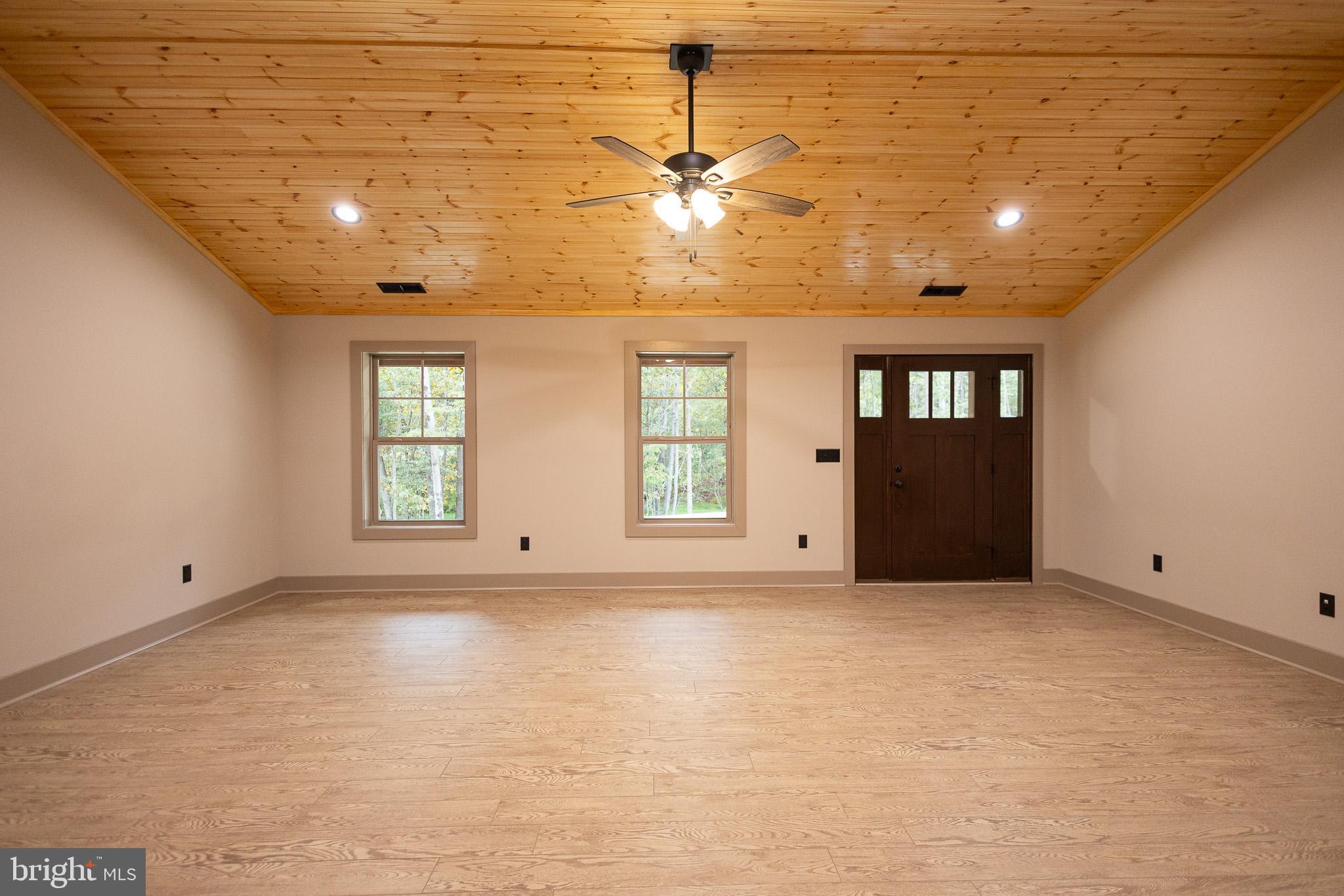 CRESSEN RUN - Residential