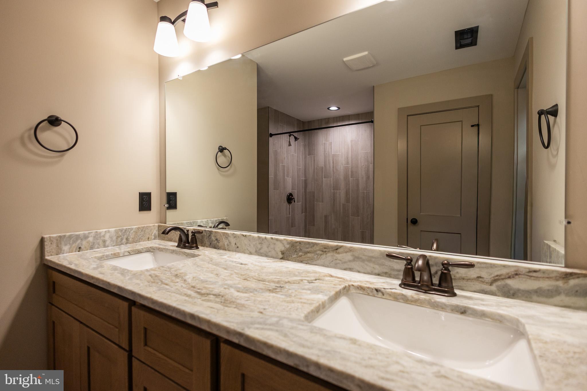 CRESSEN RUN - Residential