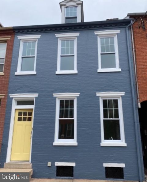 Photo of 531 E Chestnut Street, LANCASTER, PA 17602 (MLS # PALA2077242)