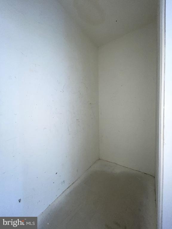 POINTE AT PARK CENTER - Residential Lease