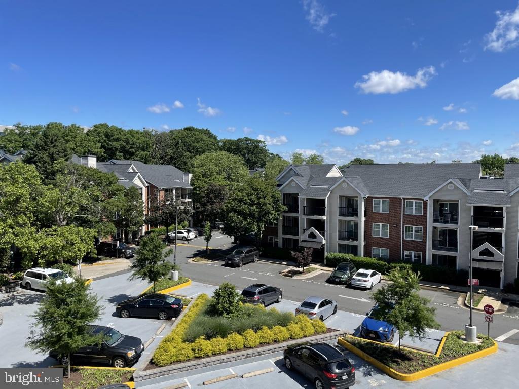 POINTE AT PARK CENTER - Residential Lease