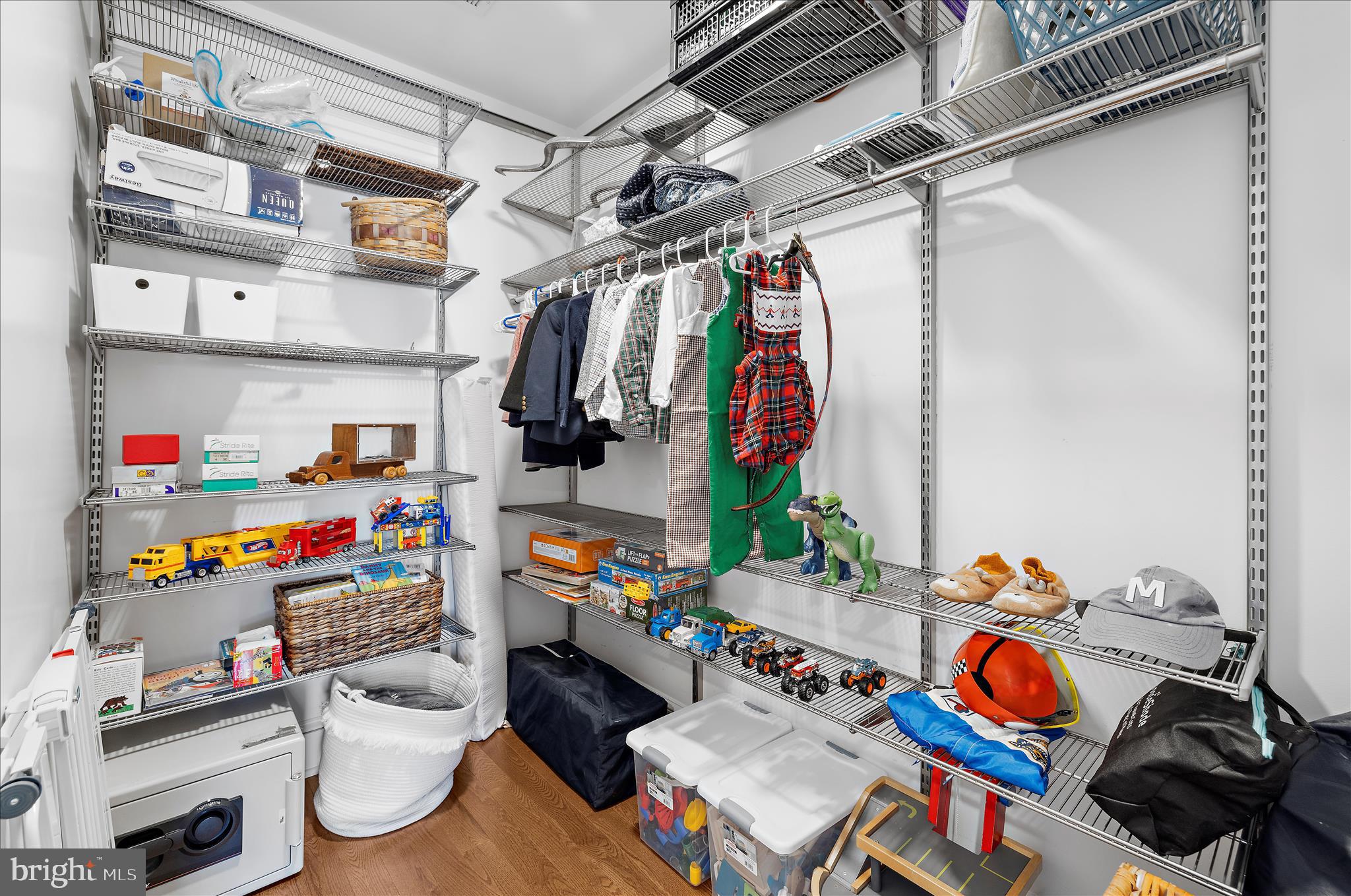 HOMEWOOD - Residential