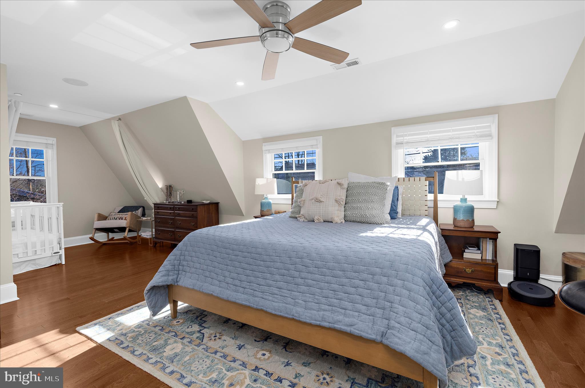 HOMEWOOD - Residential