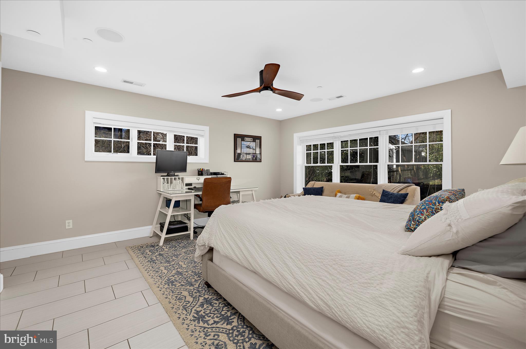 HOMEWOOD - Residential