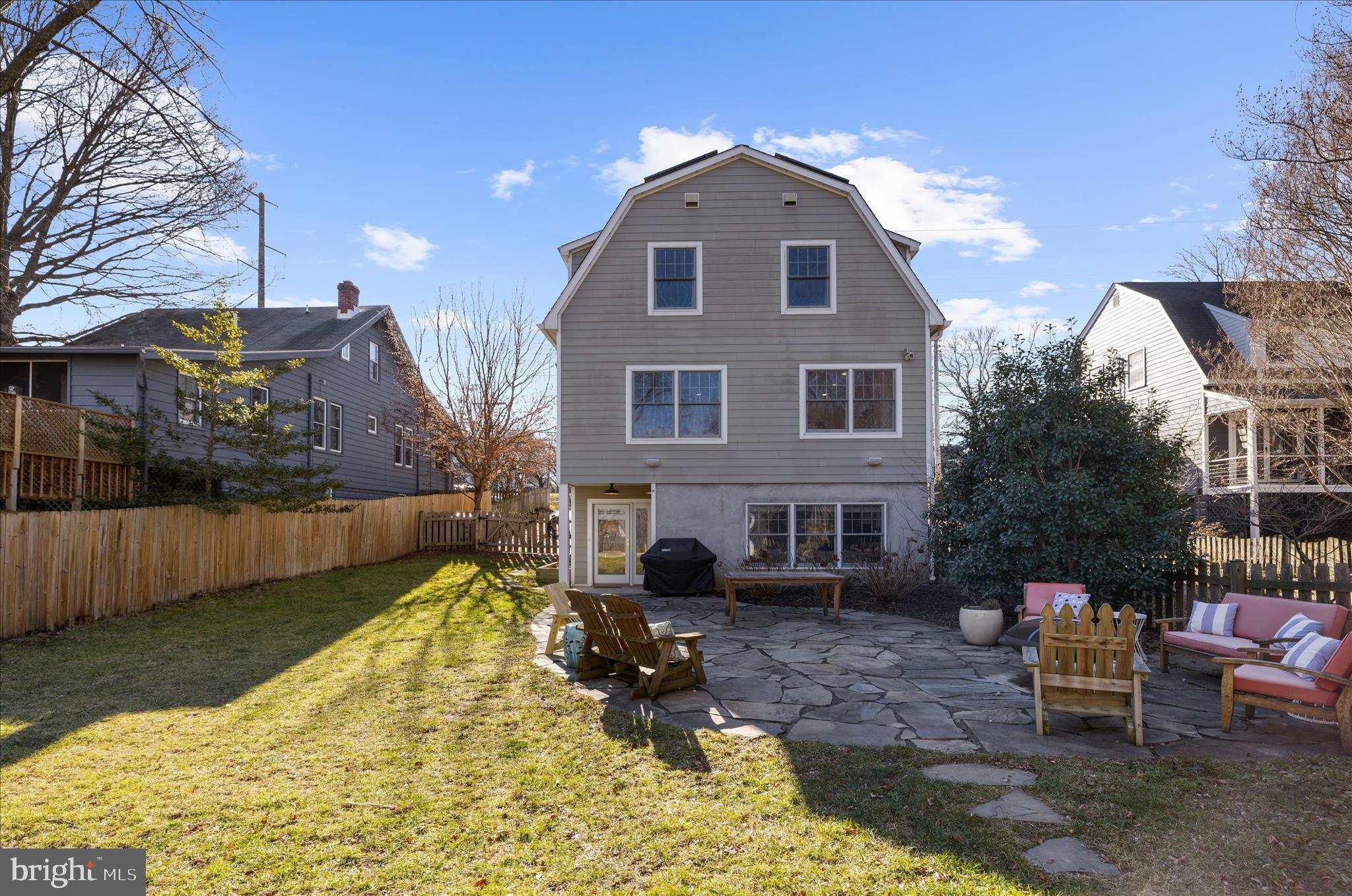 HOMEWOOD - Residential