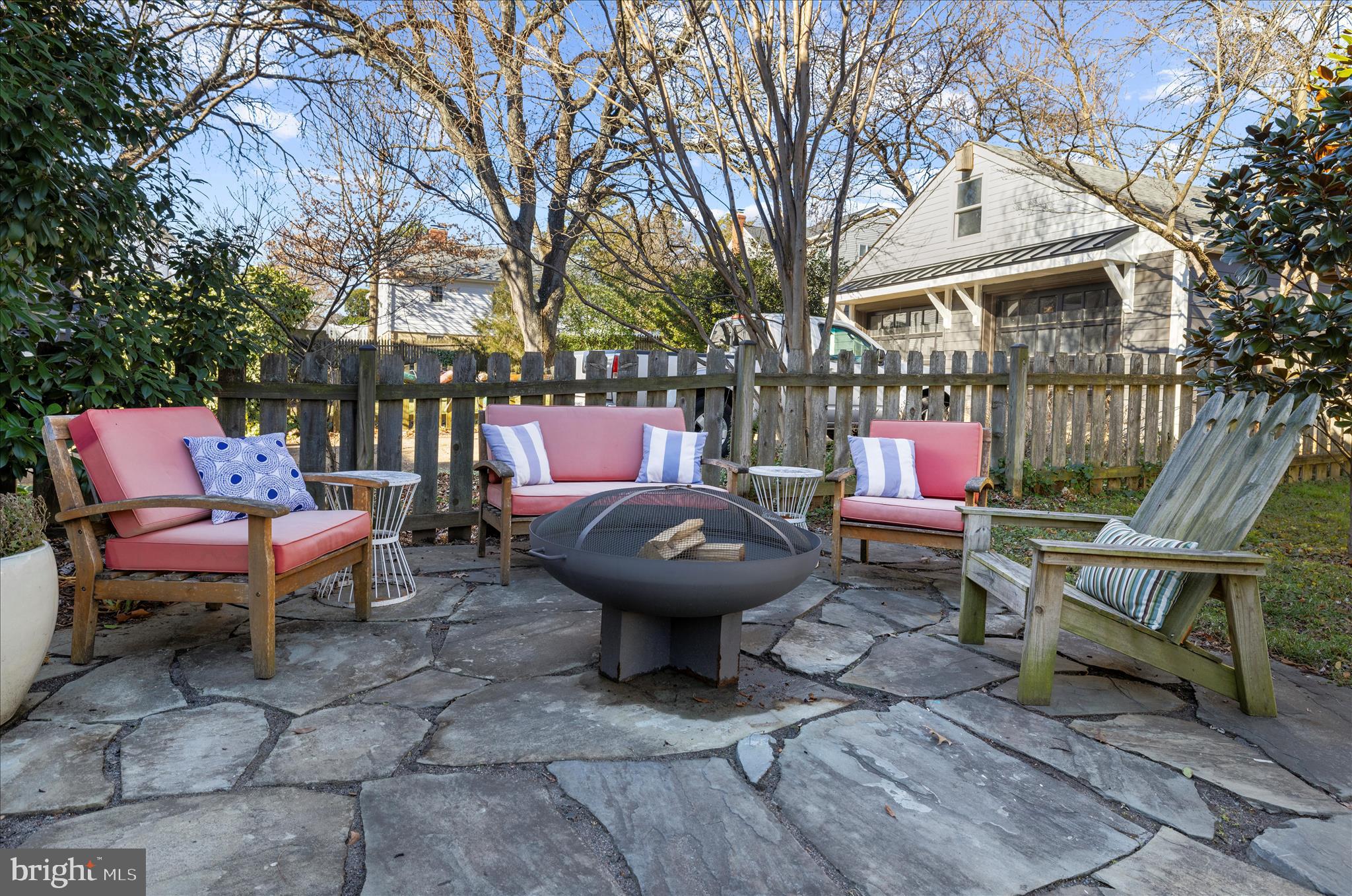 HOMEWOOD - Residential