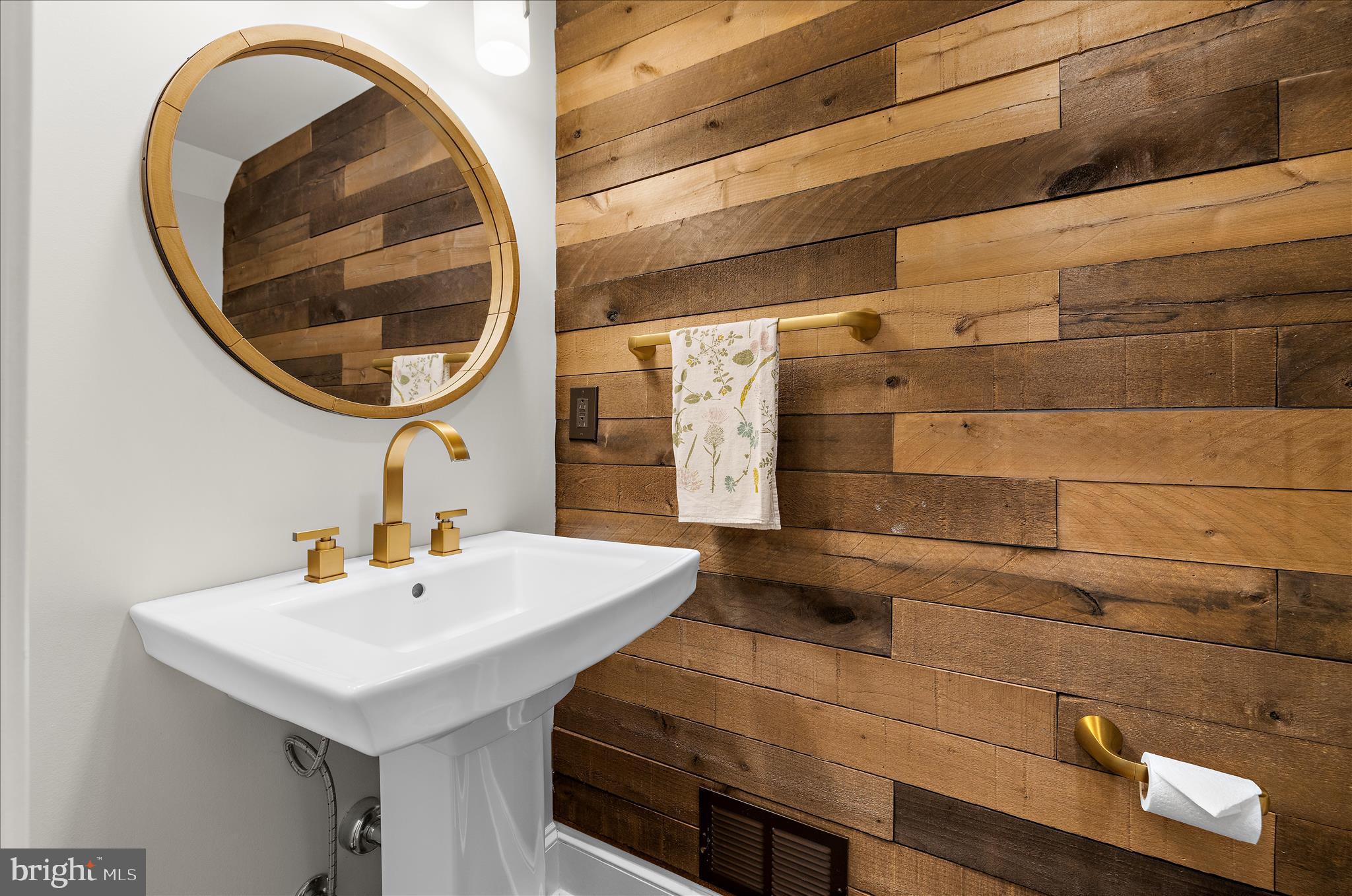 HOMEWOOD - Residential