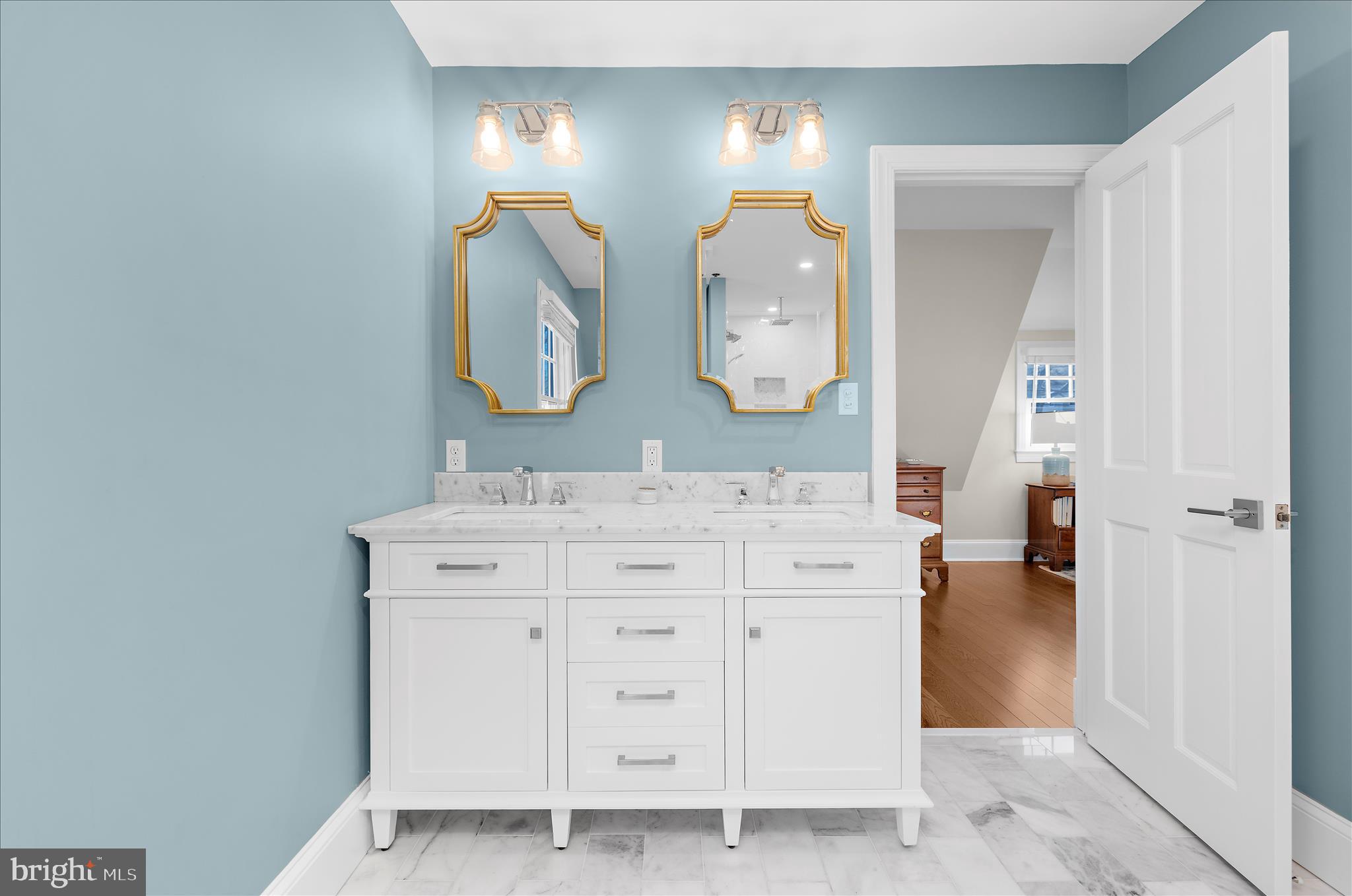 HOMEWOOD - Residential