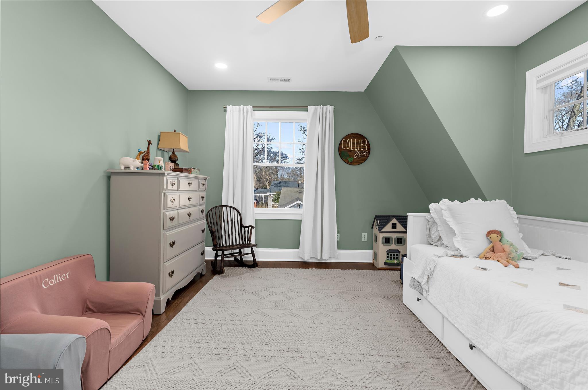 HOMEWOOD - Residential