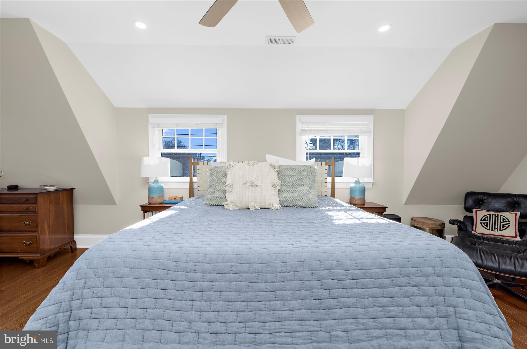 HOMEWOOD - Residential