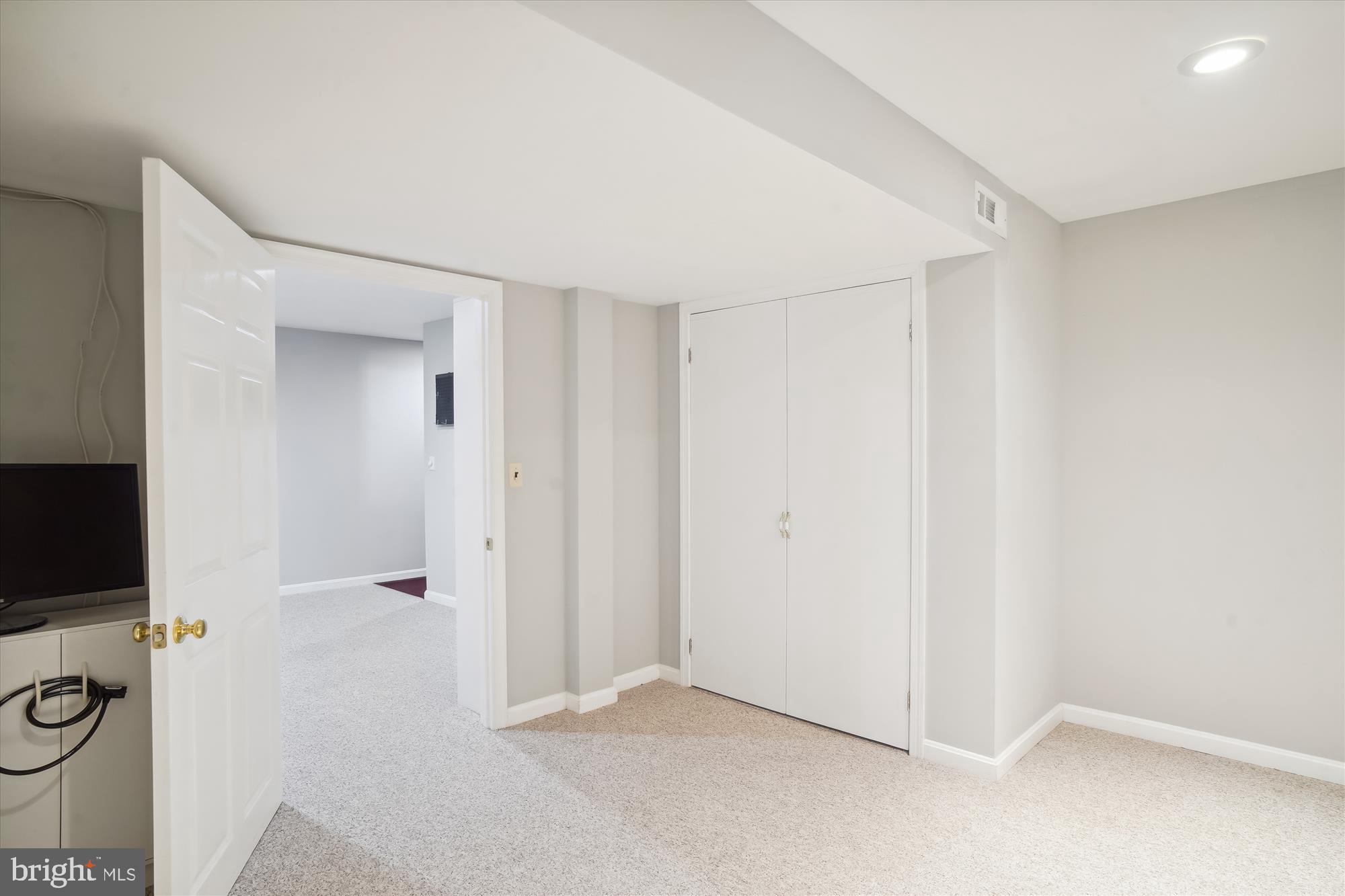 MEADOWVALE - Residential