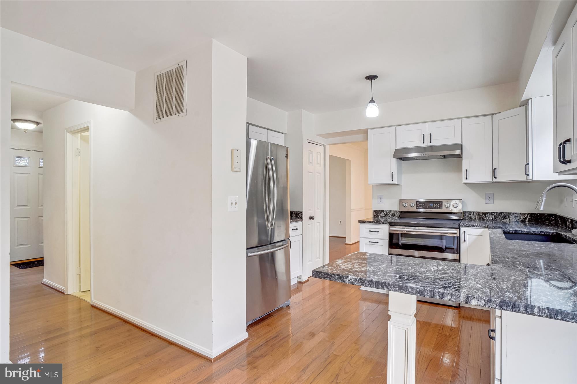 MEADOWVALE - Residential