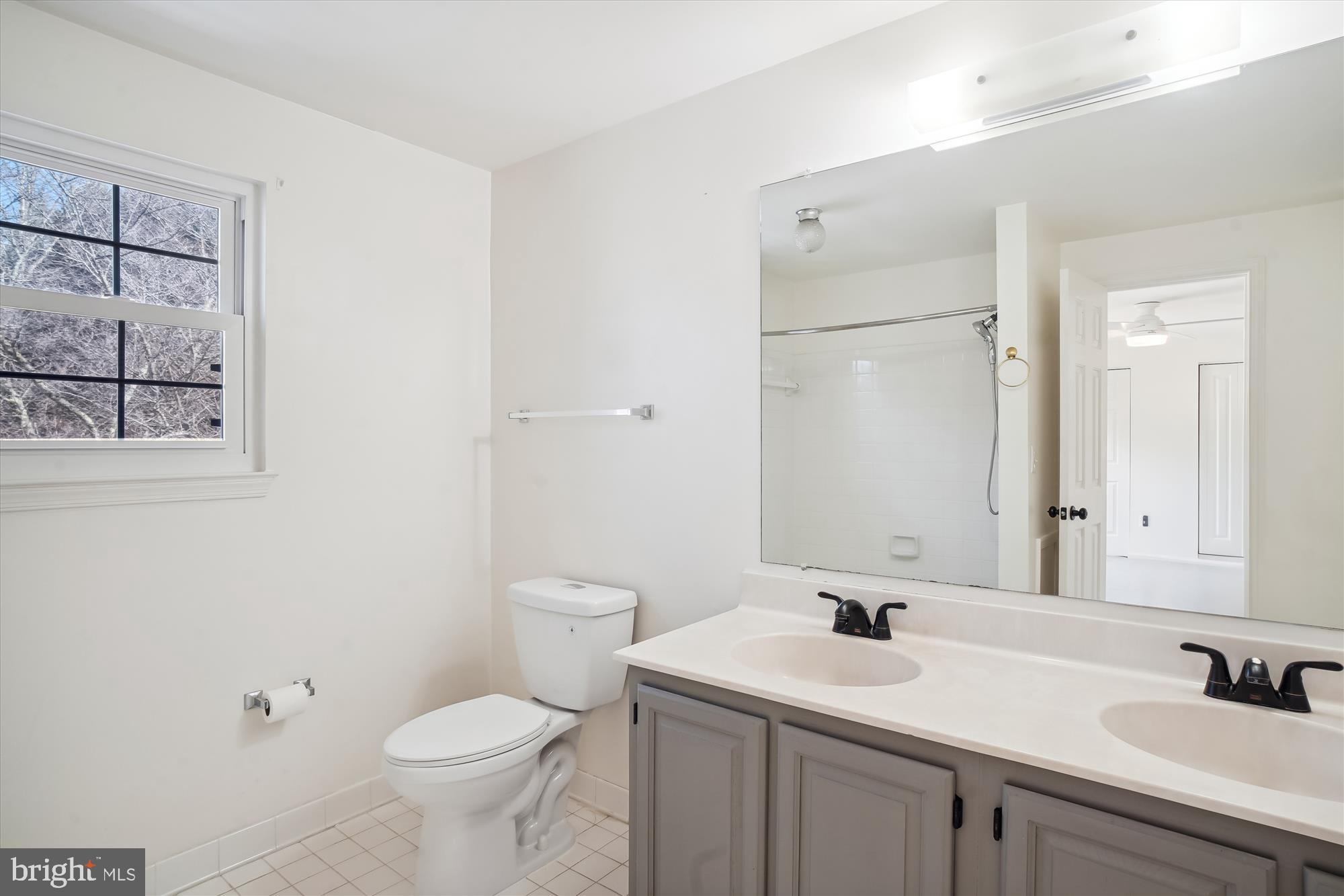 MEADOWVALE - Residential