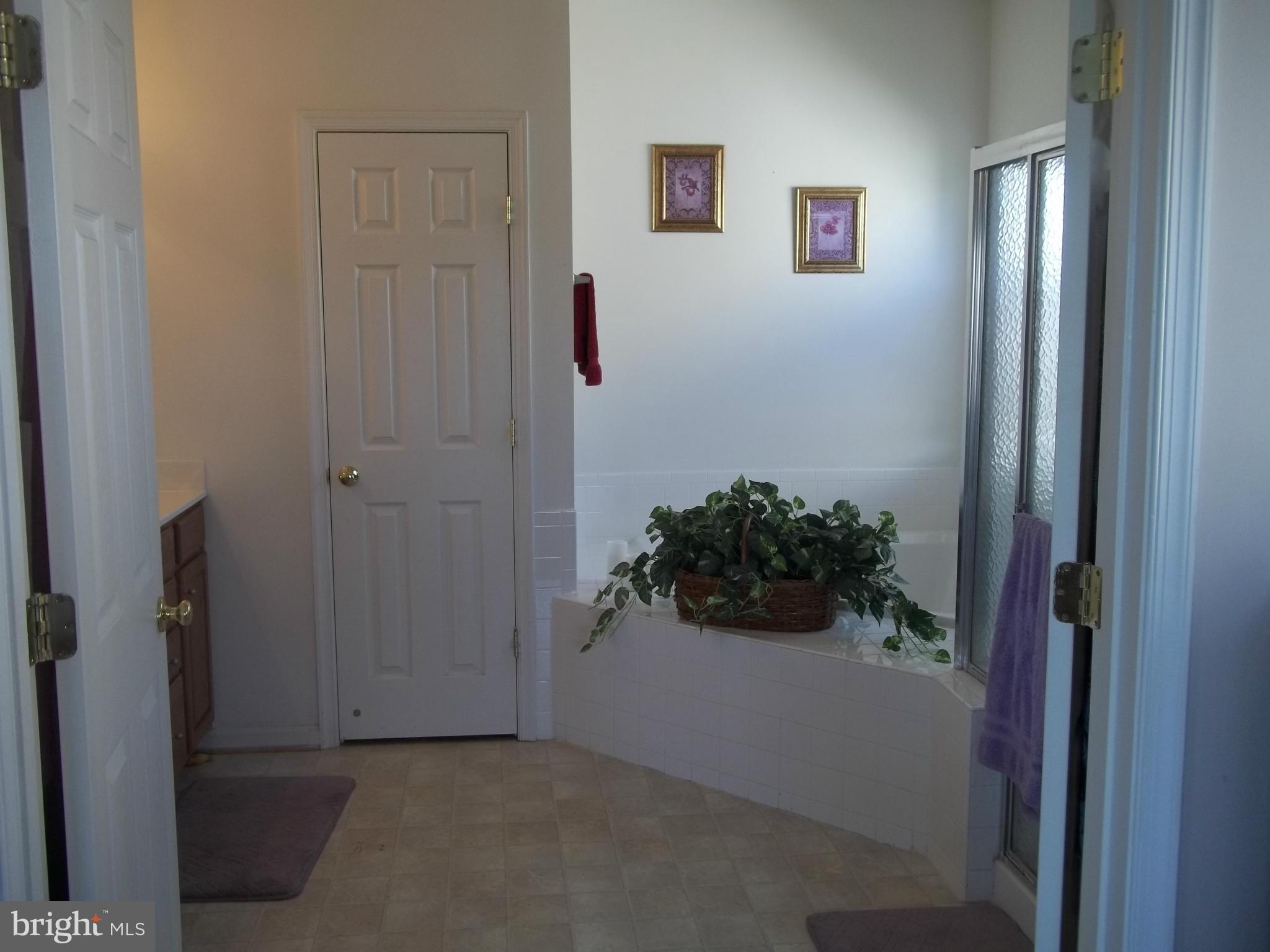 CEDAR BROOKE - Residential