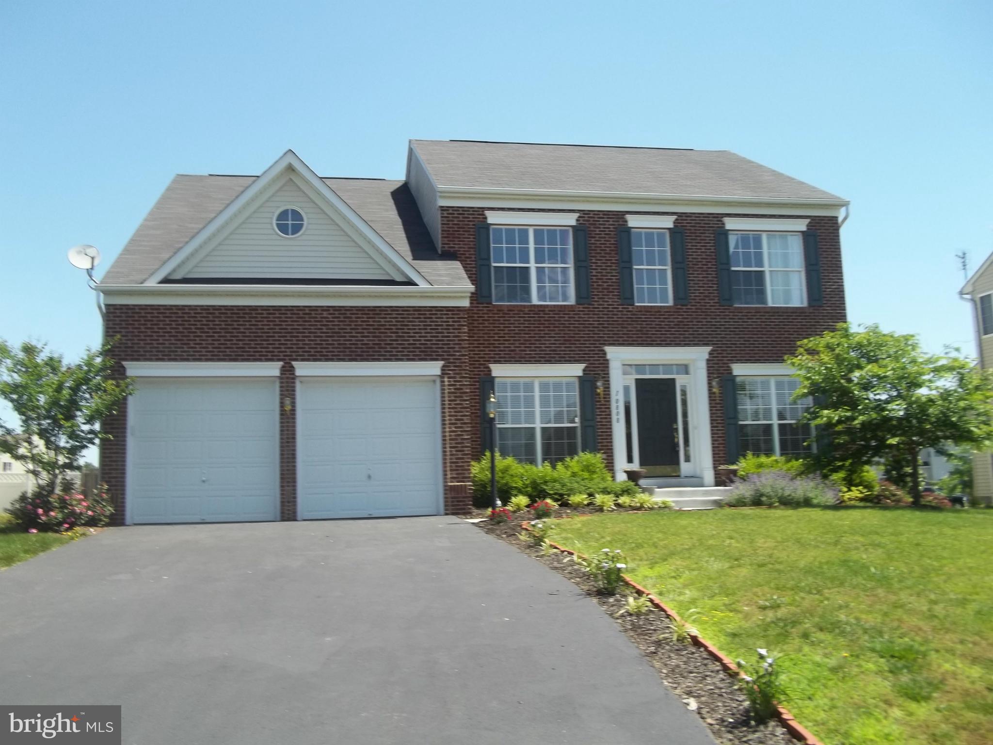 CEDAR BROOKE - Residential