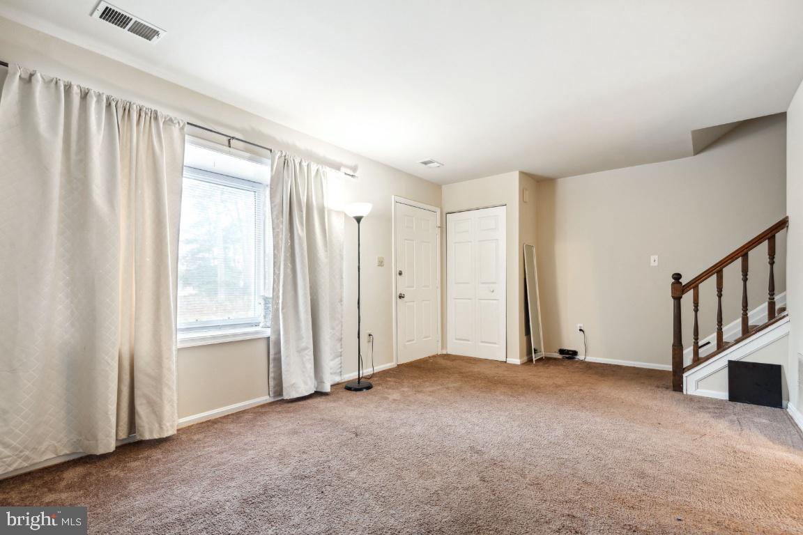 SENTRY WOODS/HUNTINGTON - Residential