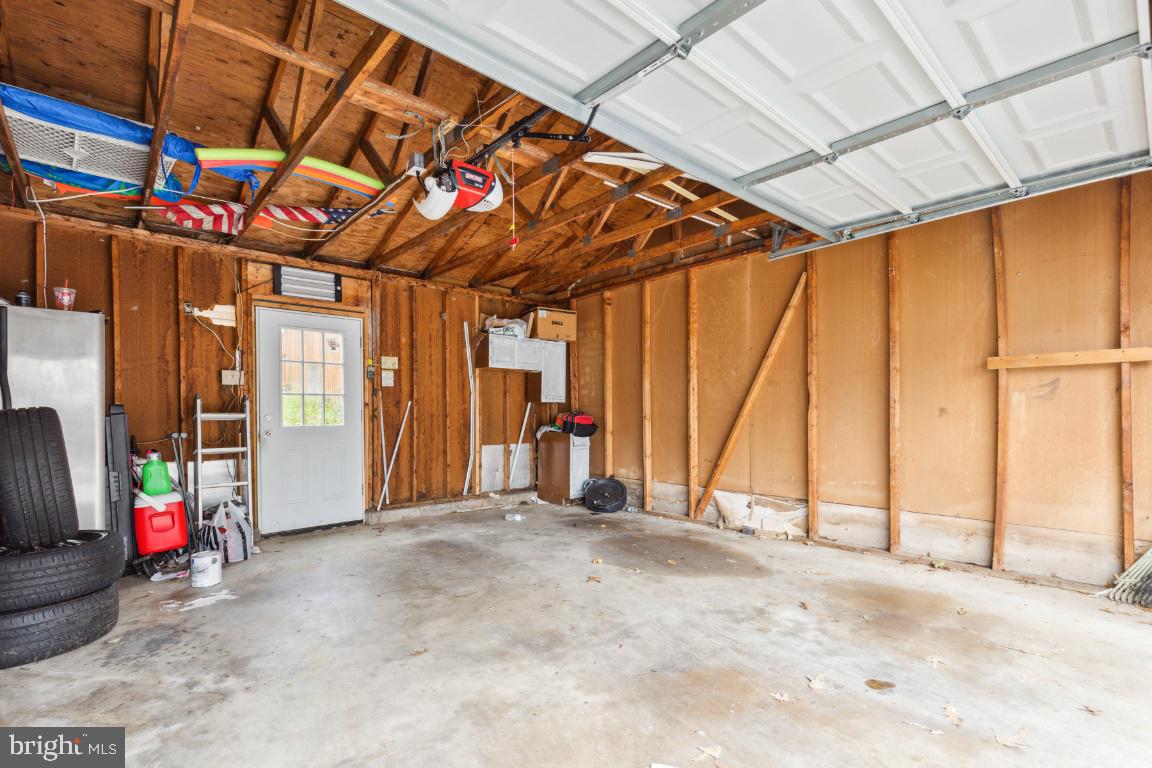 SENTRY WOODS/HUNTINGTON - Residential