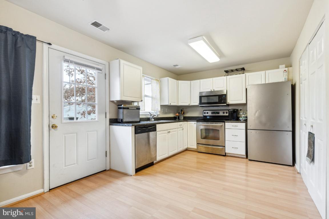 SENTRY WOODS/HUNTINGTON - Residential