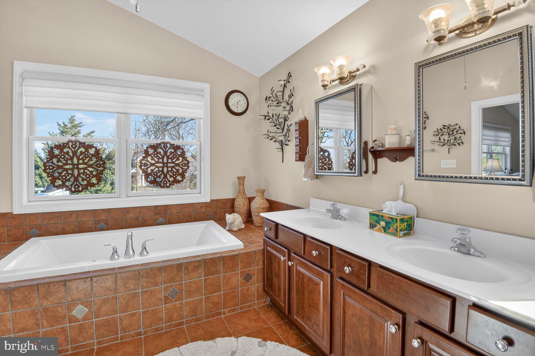 HERALD HARBOR - Residential