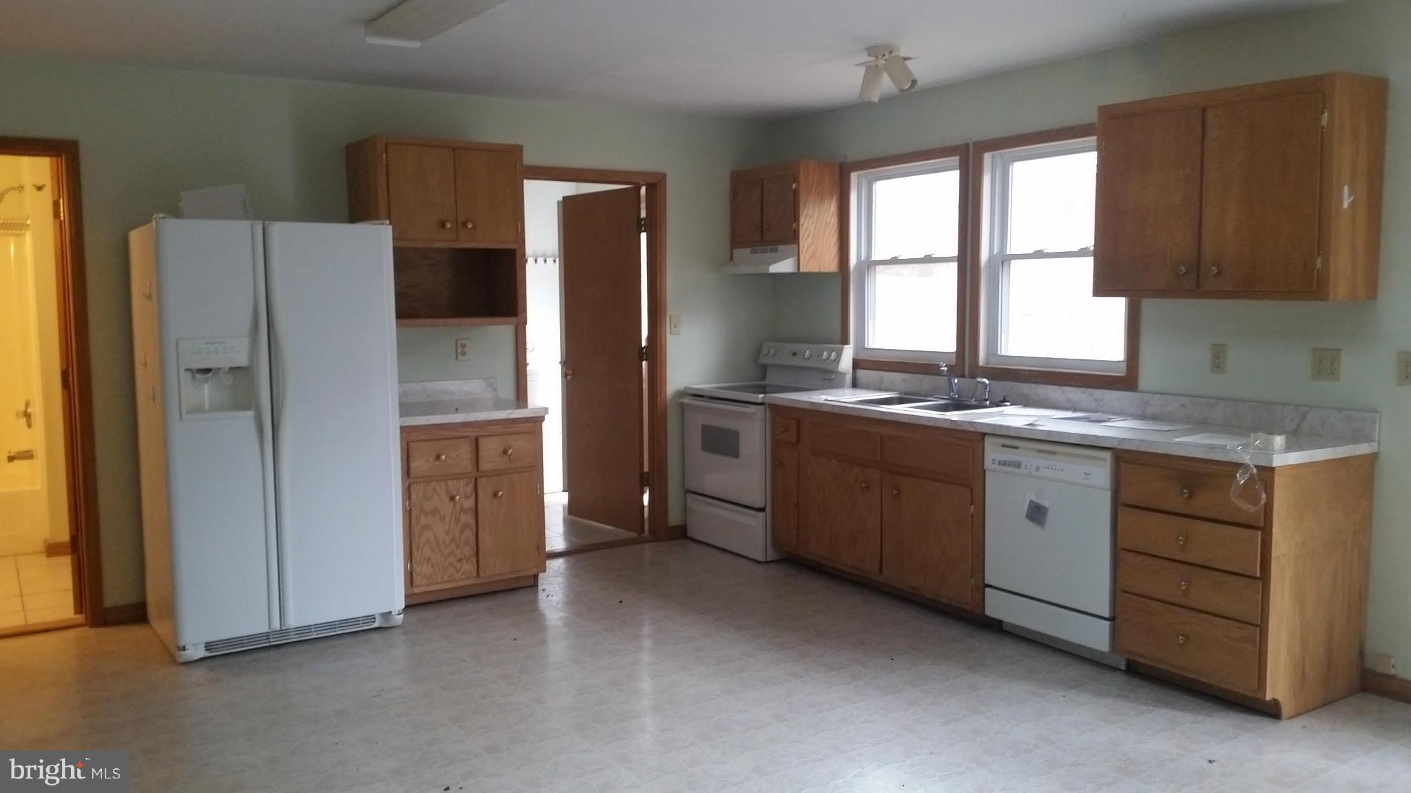 PLACID BAY EST SHOREWOOD - Residential