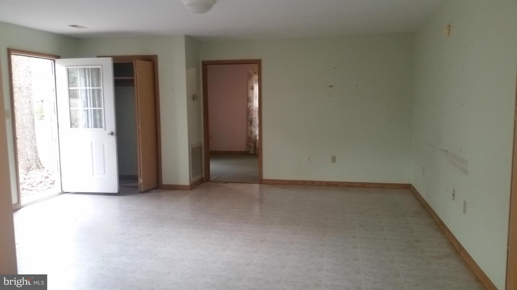 PLACID BAY EST SHOREWOOD - Residential