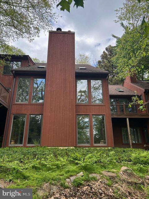 Photo of 10 Chesterfield Court, MONKTON, MD 21111 (MLS # MDBC2160176)