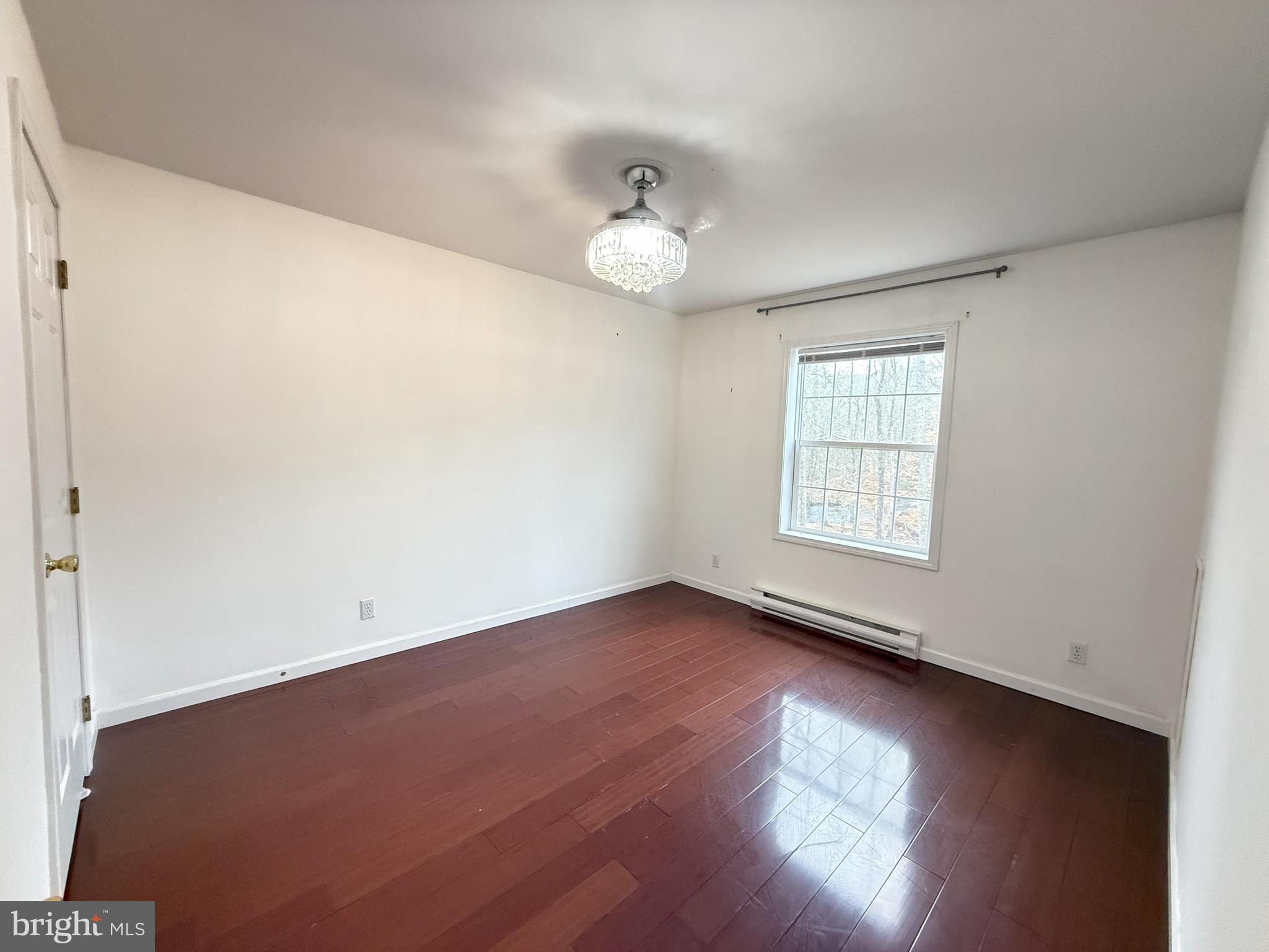 SAW CREEK ESTATES - Residential