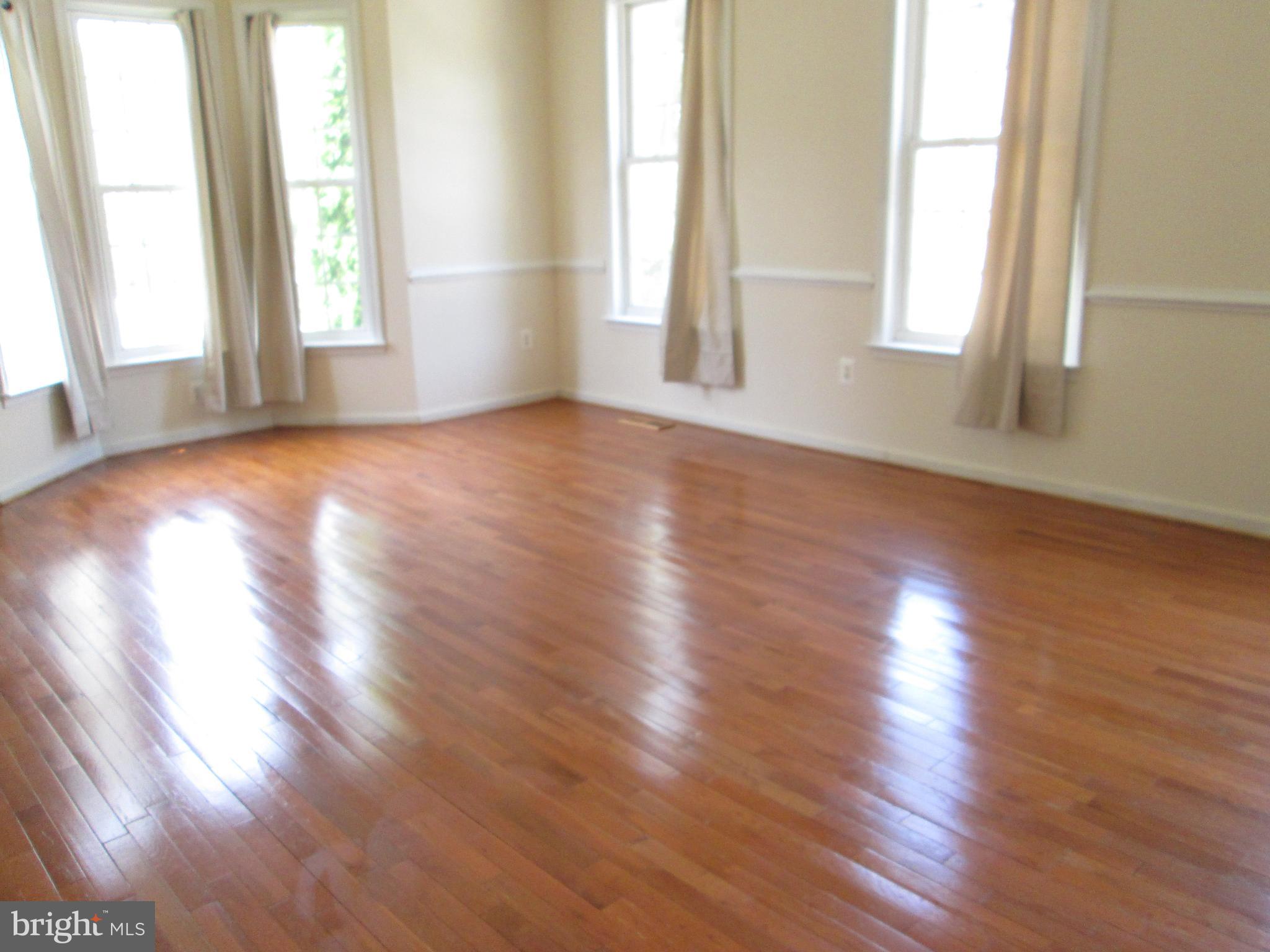 CROFTON FARMS - Residential Lease