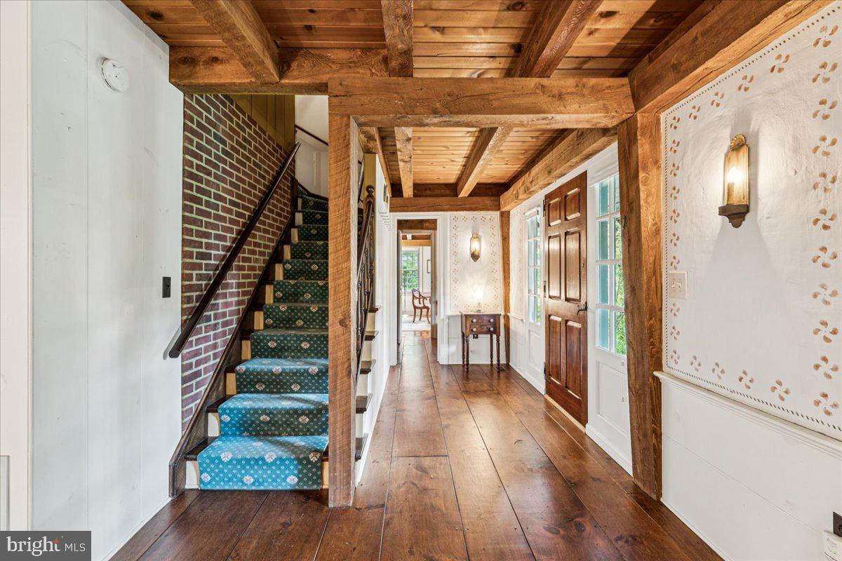 BROADVIEW ESTATES - Residential