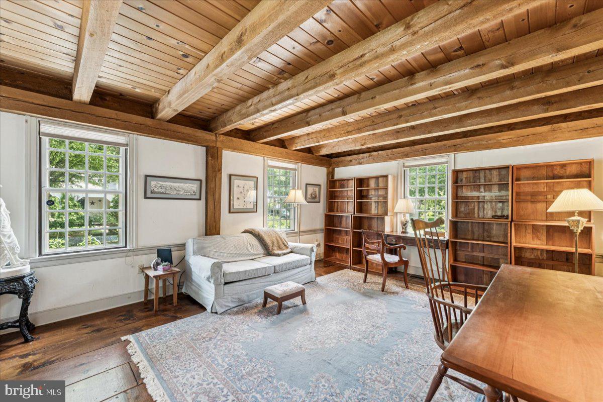 BROADVIEW ESTATES - Residential