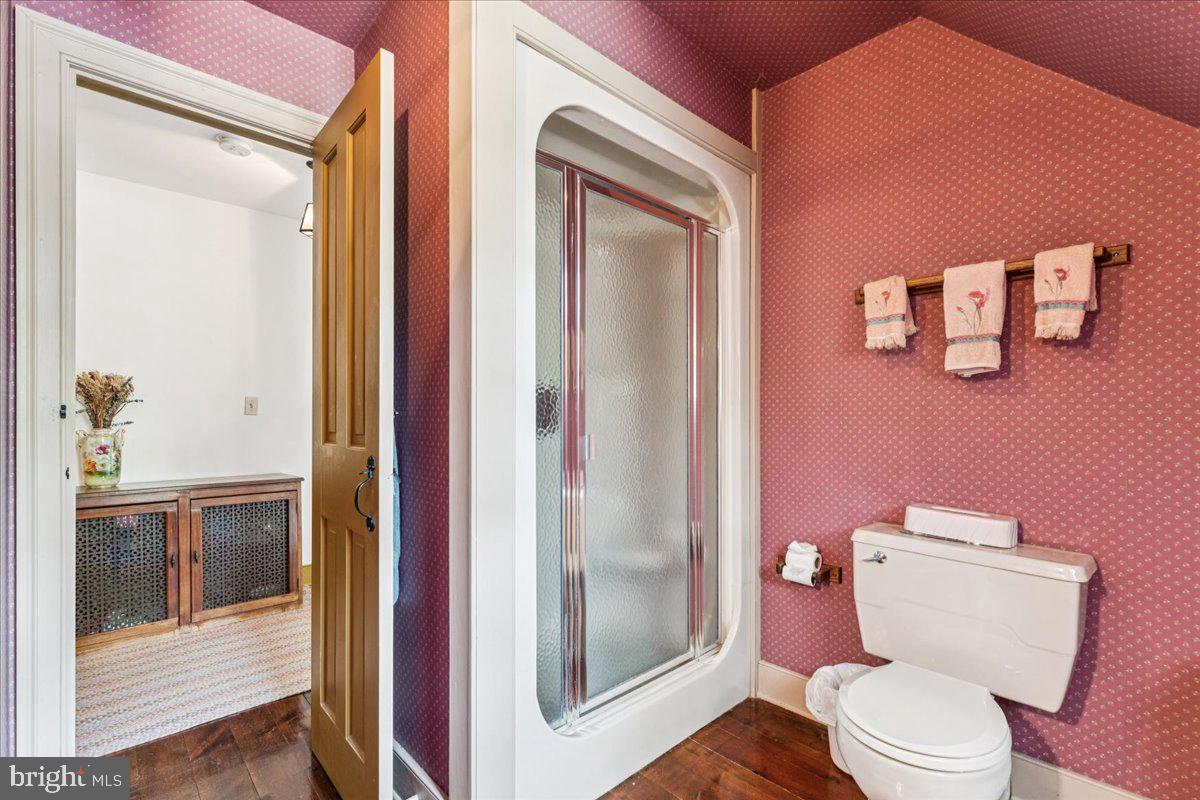 BROADVIEW ESTATES - Residential