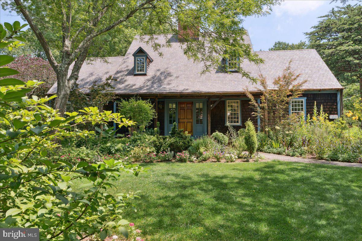 BROADVIEW ESTATES - Residential