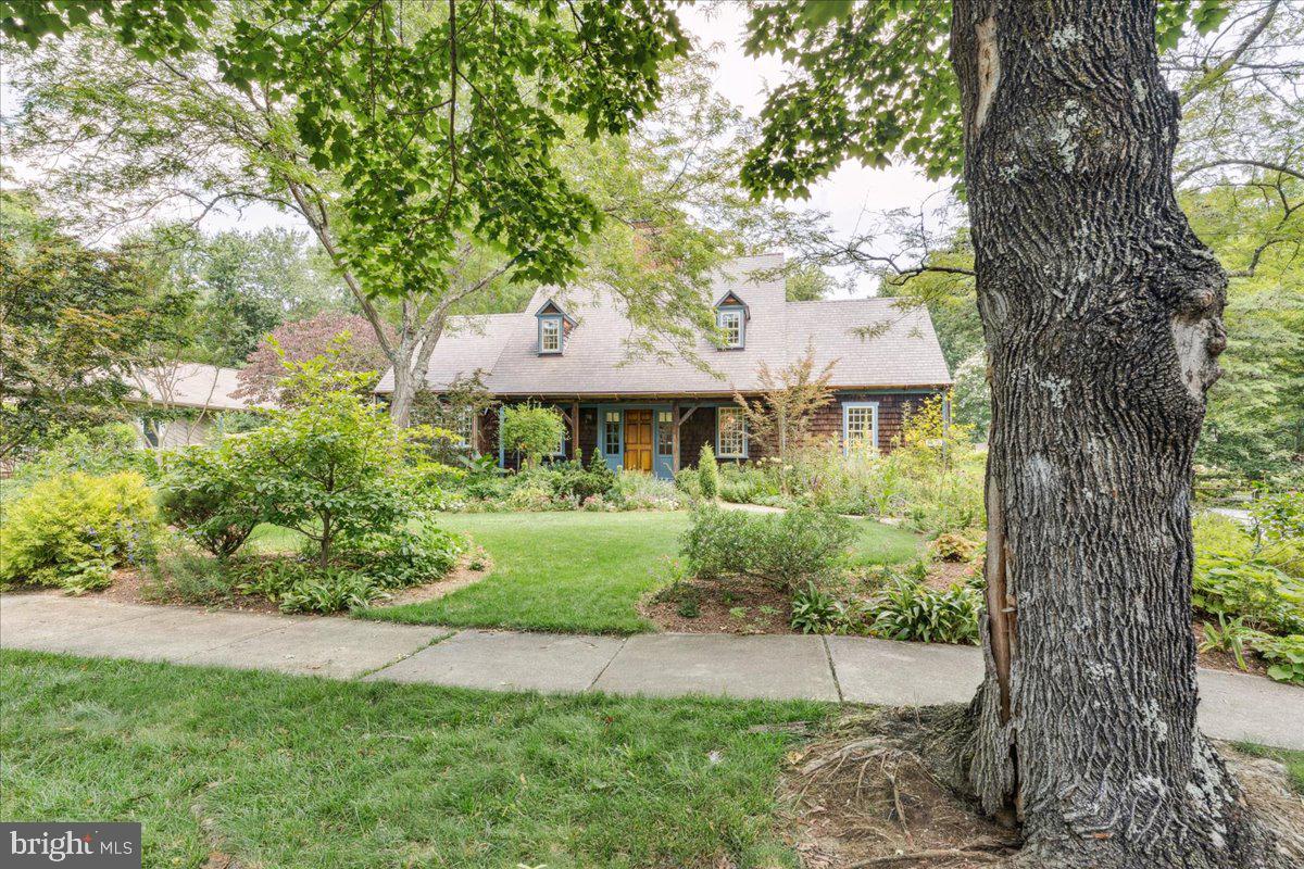 BROADVIEW ESTATES - Residential