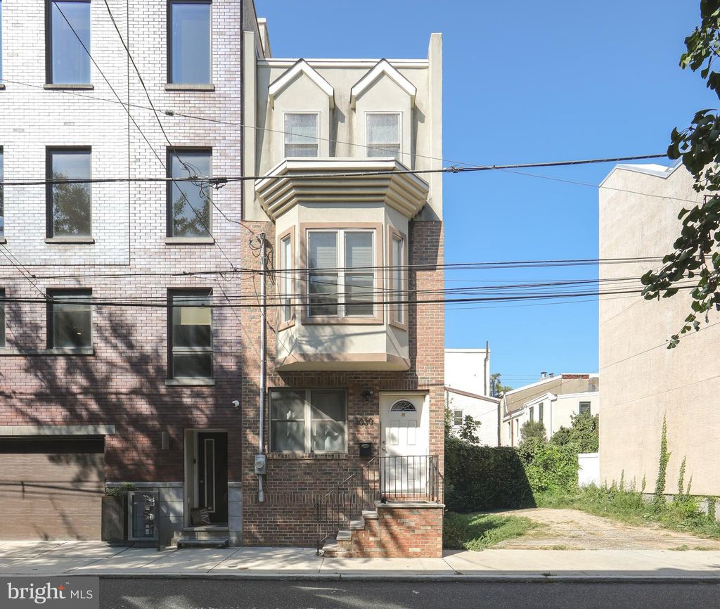Photo of 1030 N Leithgow Street, PHILADELPHIA, PA 19123 (MLS # PAPH2551358)