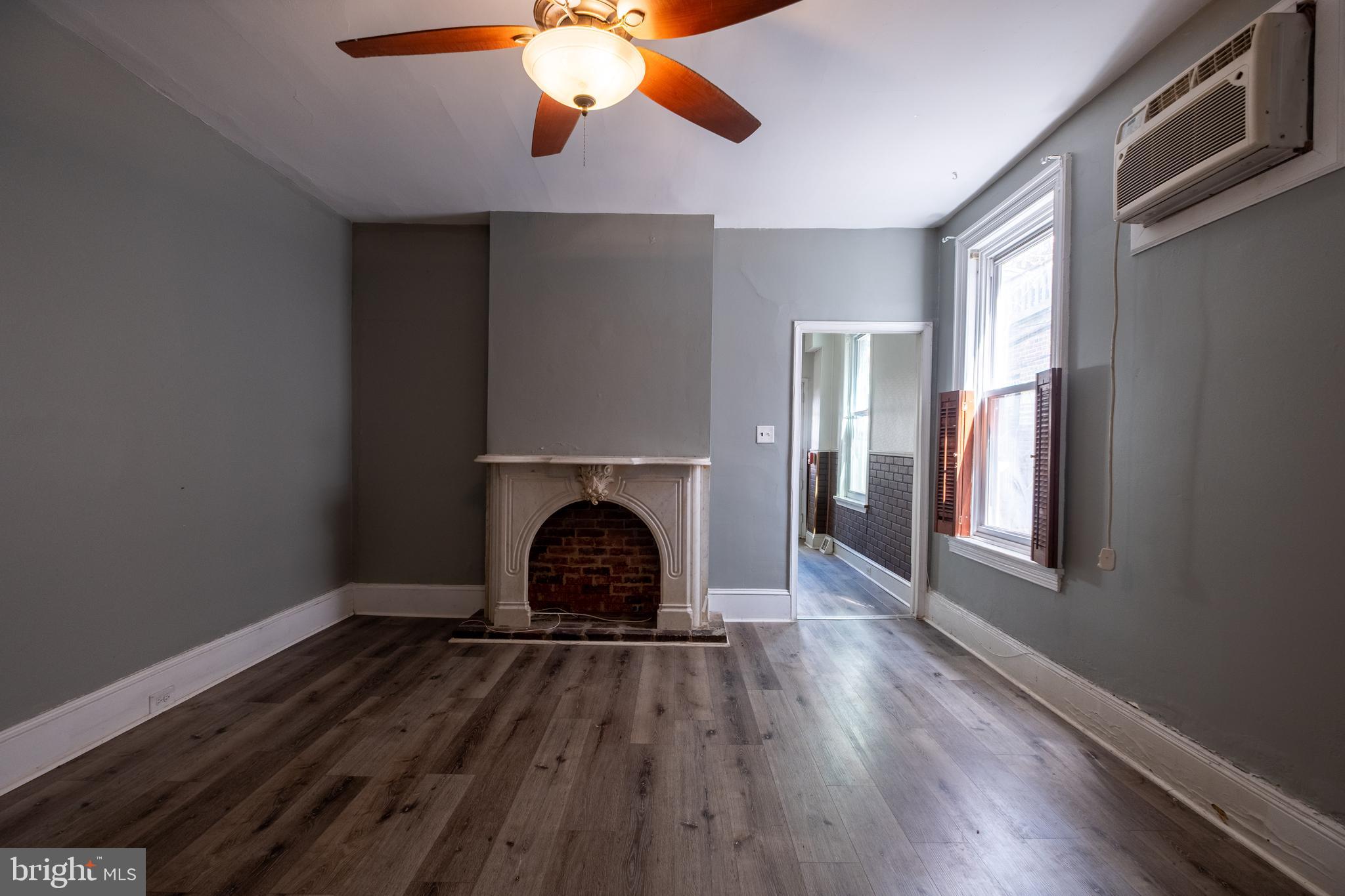 FAIRMOUNT - Residential Lease